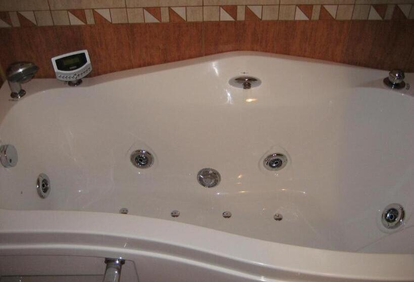 فندق Spartak Family