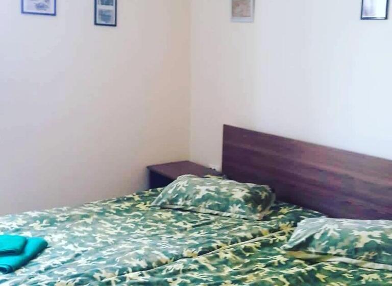 بنسيون Grün Hof Militray Sadyba