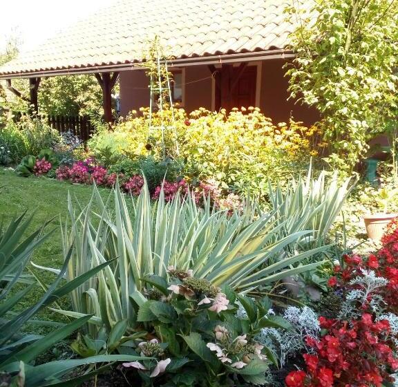 پانسیون Guest House Isidora