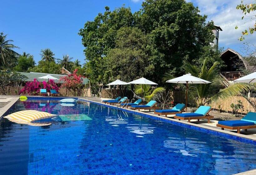 پانسیون Living Asia Sunset Resort