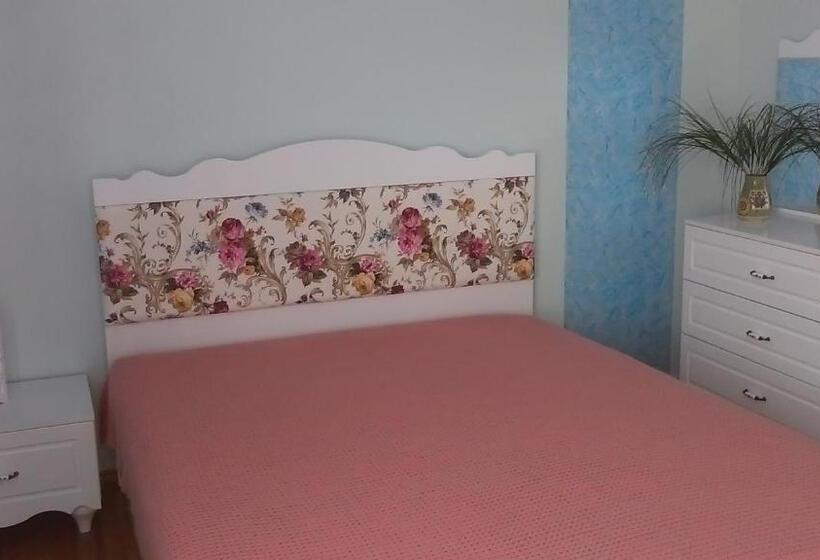 پانسیون Medea S Guest House