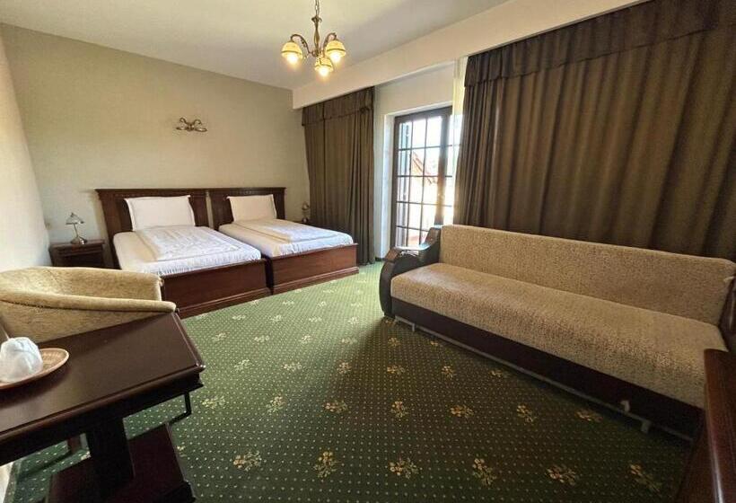 ペンション Popasul Caprioarei