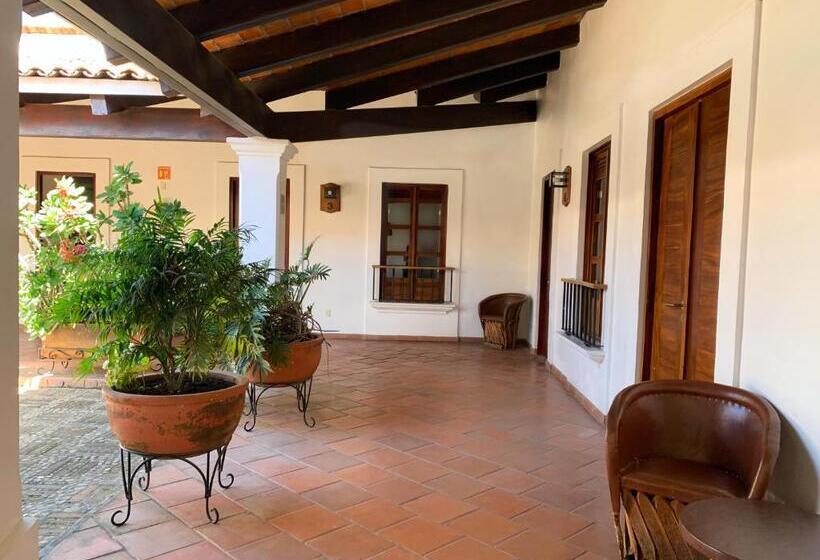 بنسيون Posada Santa Rita