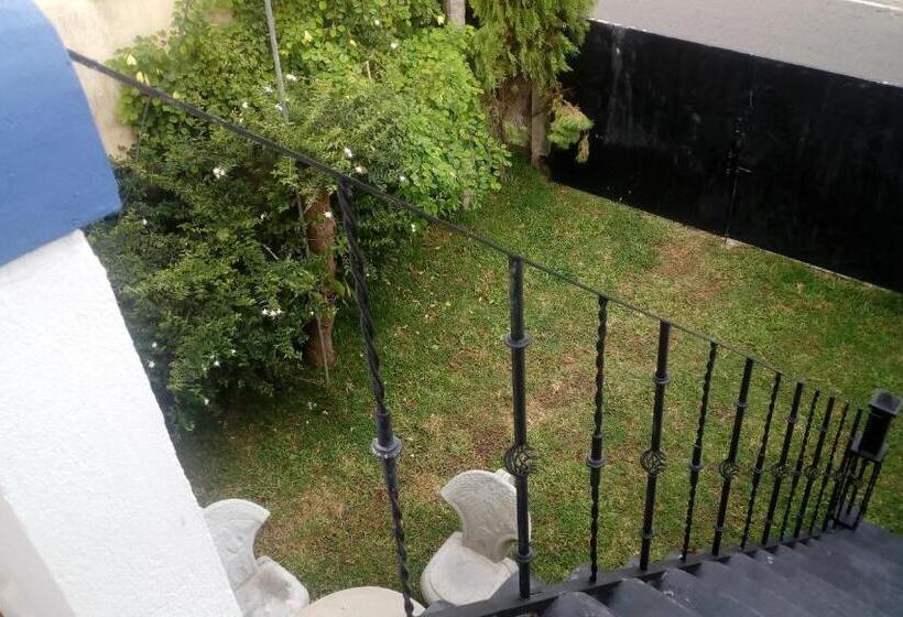 Пансион The Beau Beach Weligama