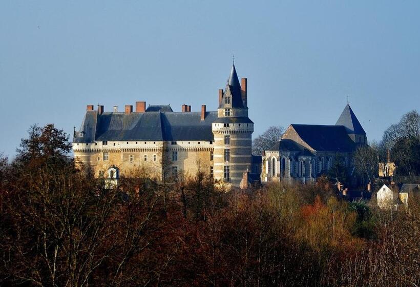 住宿加早餐 Chateau De Durtal