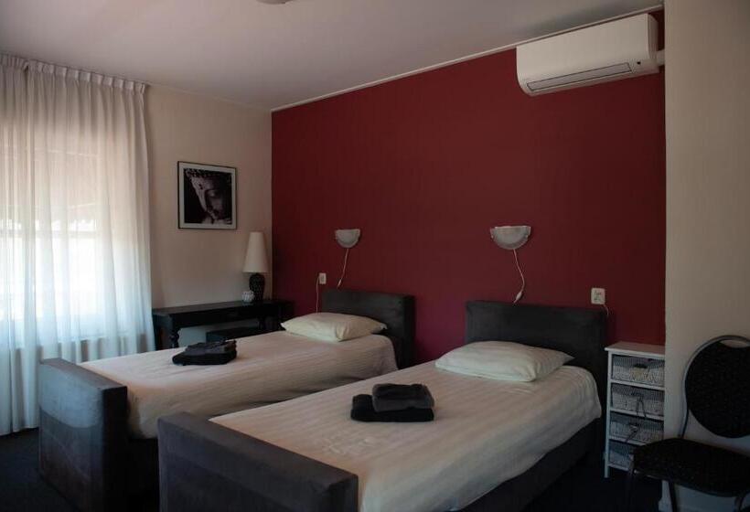 בית מלון כפרי De Harmonie