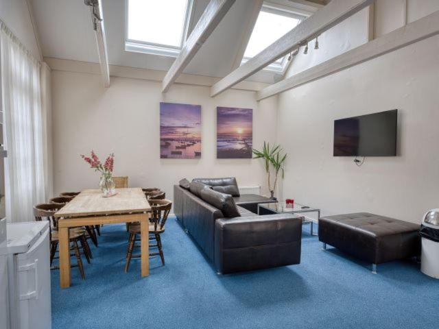 فندق De Harmonie