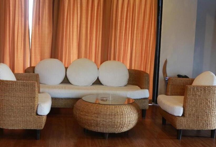 בית מלון כפרי Gassan Legacy Golf Club