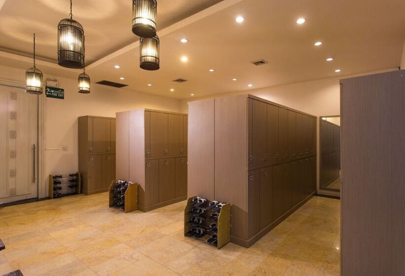 Отель Gassan Legacy Golf Club