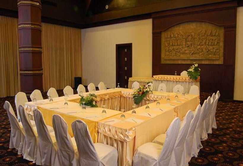 בית מלון כפרי Gassan Legacy Golf Club