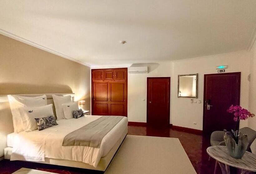 호텔 Luso Village Boutique