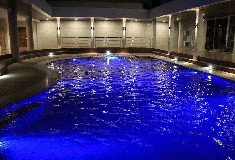 فندق Savannah Resort