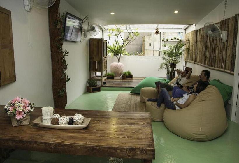 Отель Vangvieng Sunrise East