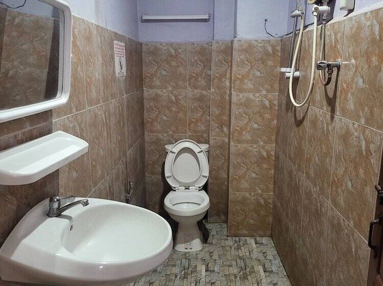 Отель Vangvieng Sunrise East