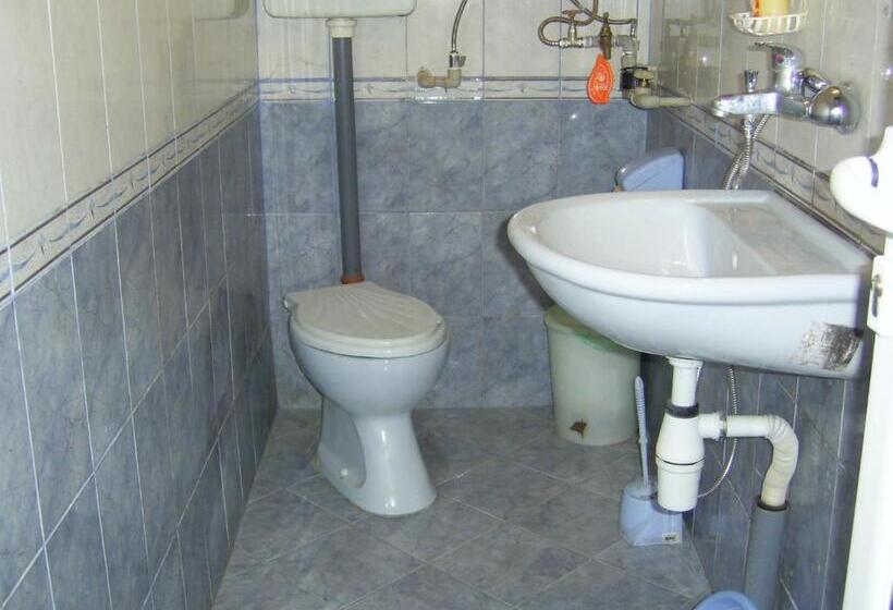 פנסיון New Worker Wo Za Diman