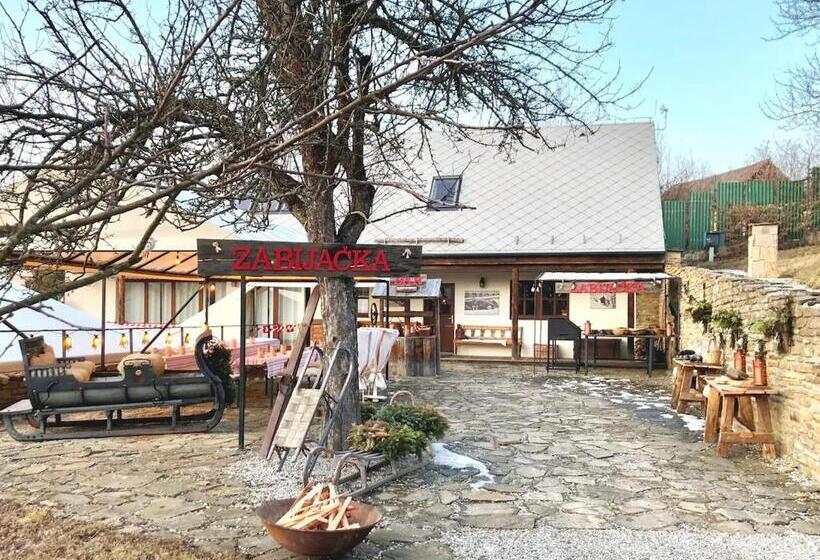 Курорт Péchy Castle