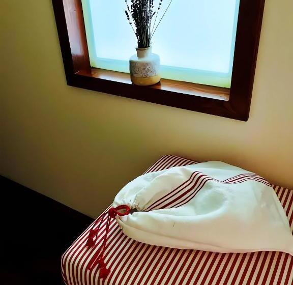 Курорт Péchy Castle