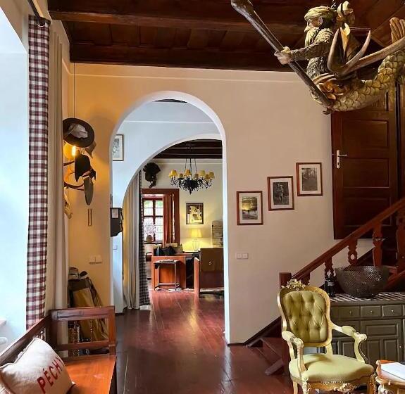 Курорт Péchy Castle