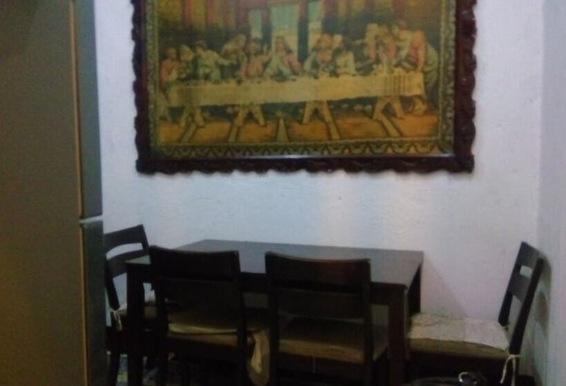 تختخواب و صبحانه Open Doors Haven