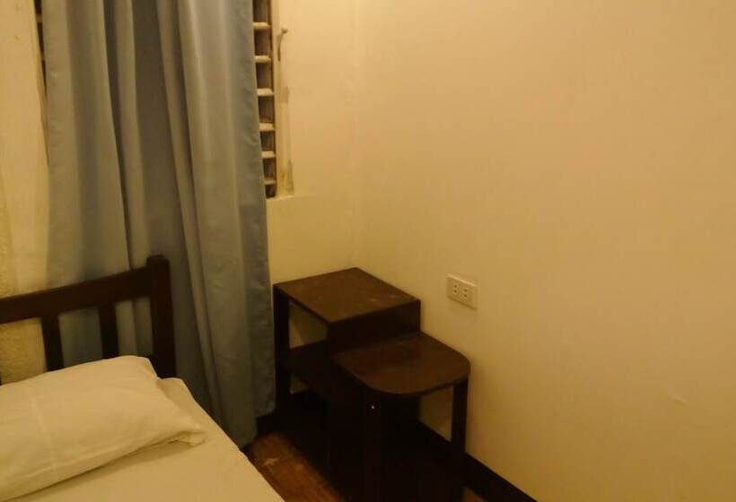 تختخواب و صبحانه Open Doors Haven