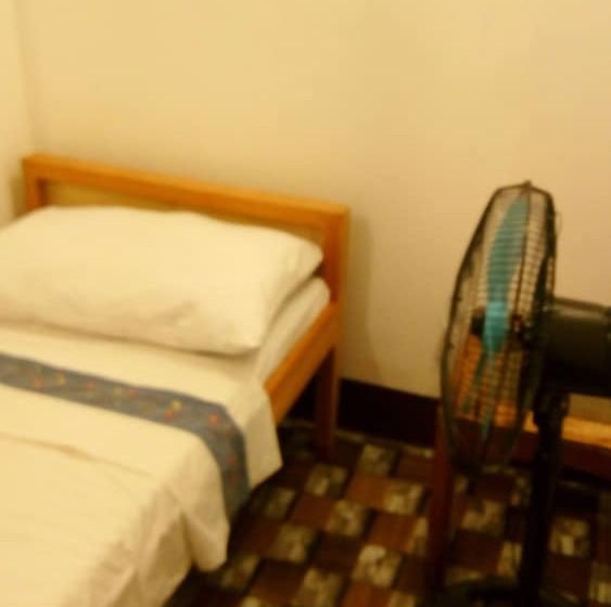 تختخواب و صبحانه Open Doors Haven