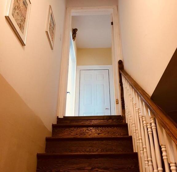 مبيت وإفطار Seaview White House