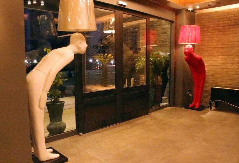 Brown Dot Hotel Jinhae