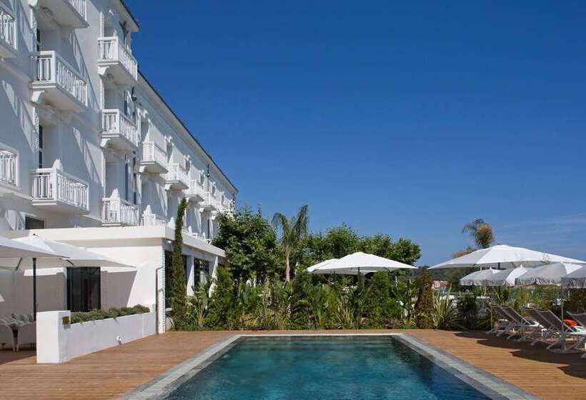 Grand Hotel Des Sablettes Plage, Curio Collection By Hilton