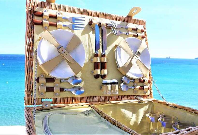 Grand Hotel Des Sablettes Plage, Curio Collection By Hilton