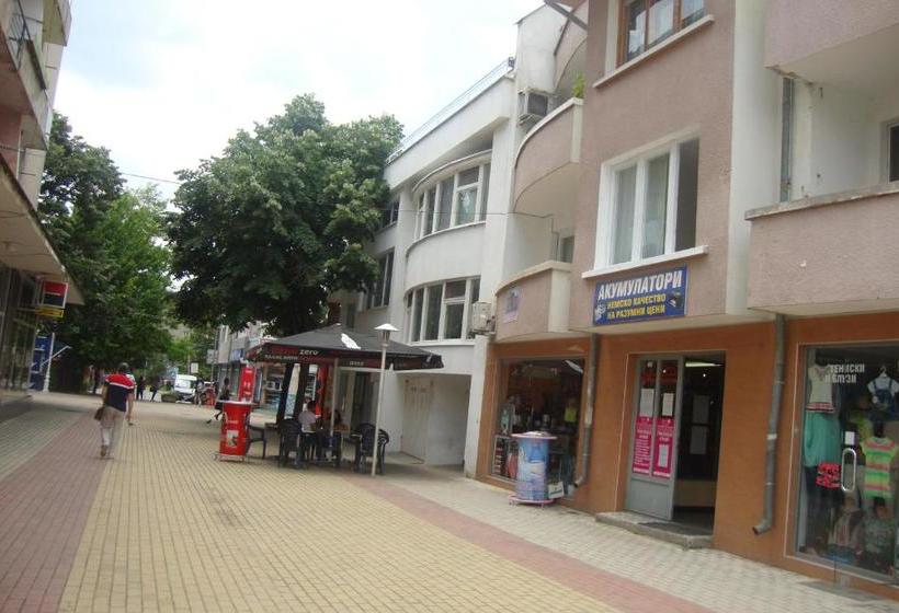 הוסטל Guest Rooms Colours