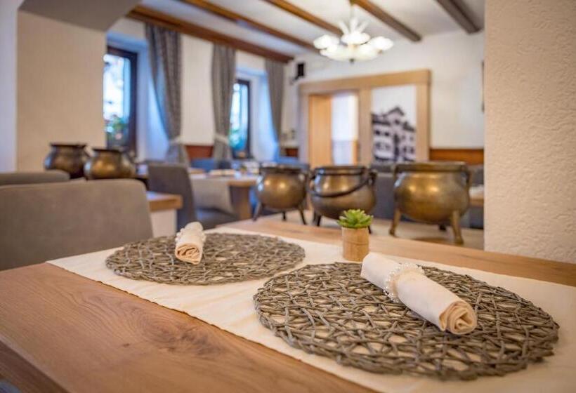 호텔 Albergo Cavallino