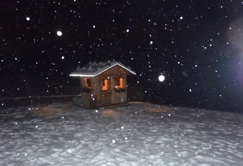 Отель Albergo Somont