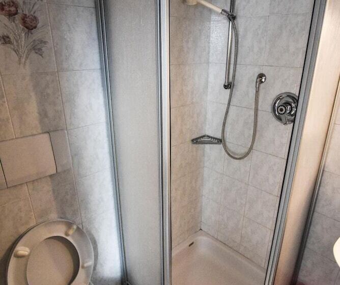 Отель Albergo Somont