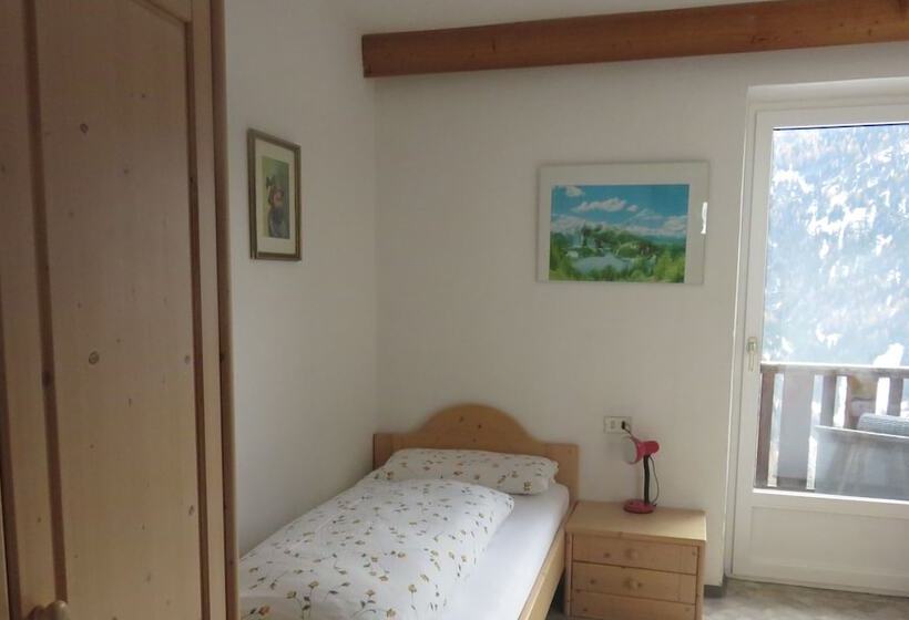 Отель Albergo Somont