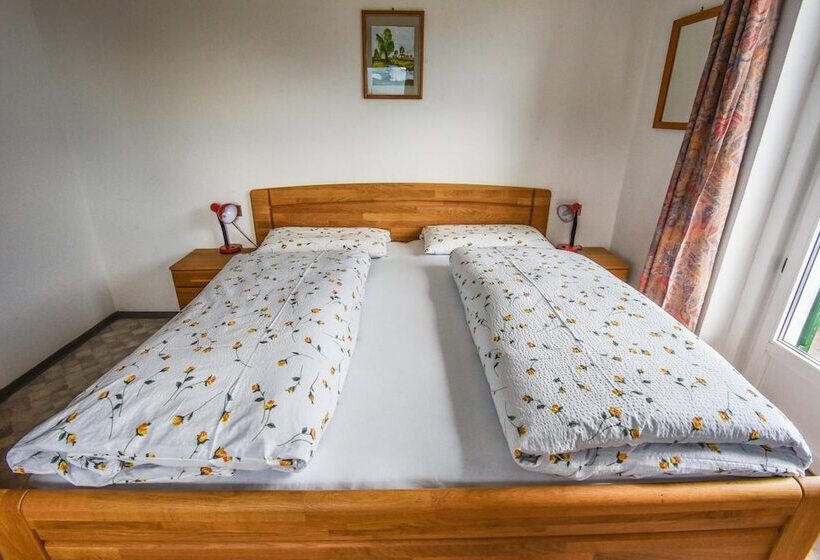 Отель Albergo Somont