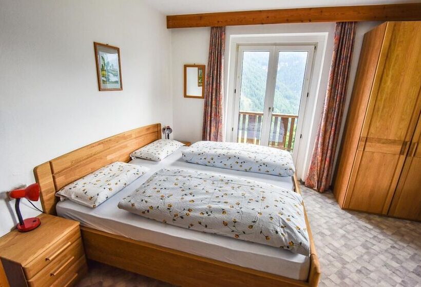 Отель Albergo Somont