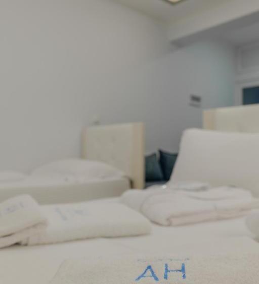 בית מלון כפרי Angjelo