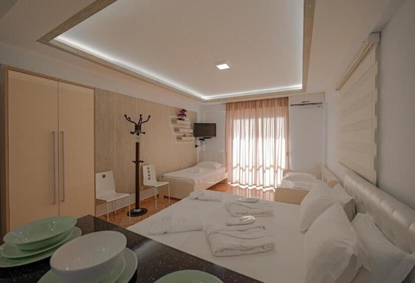 בית מלון כפרי Angjelo