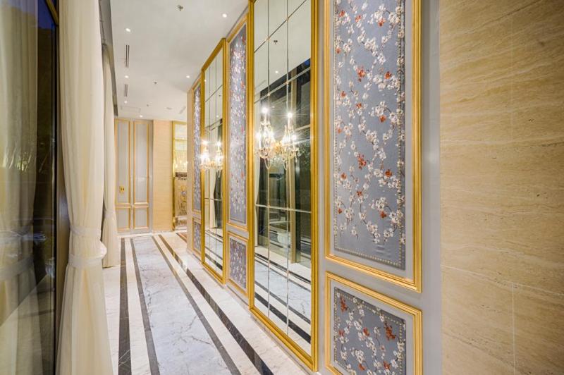 Art Deco Luxury Hotel & Residence