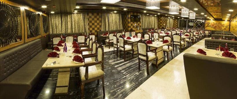 酒店 Benzz Park Vellore