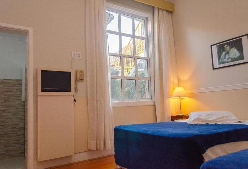 ホテル Central Palace