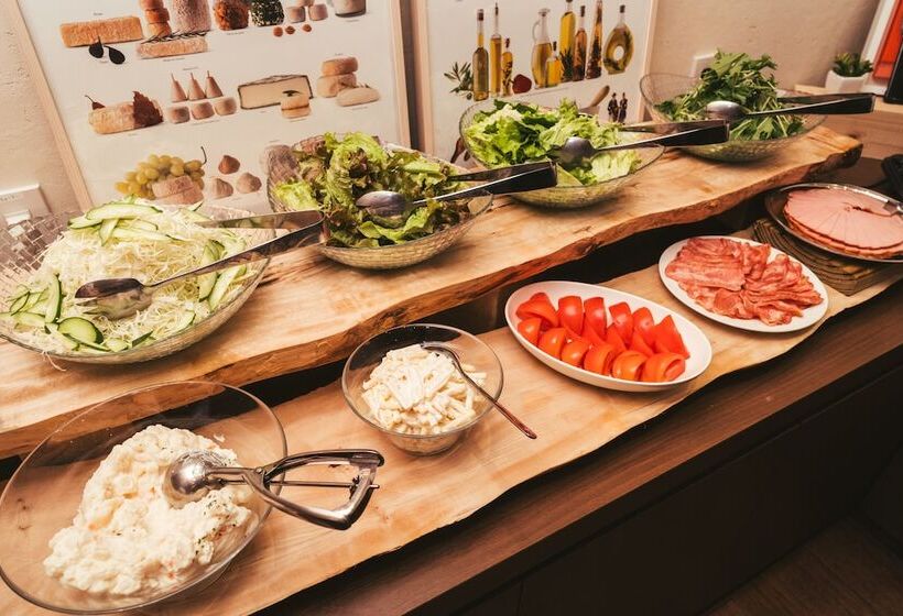 Centurion Hotel Classic Nara Station