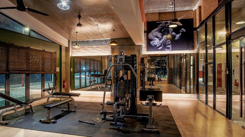 호텔 Cube 8 Teen By The Platform