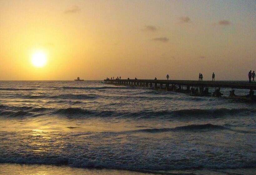 ホテル El Emigrante