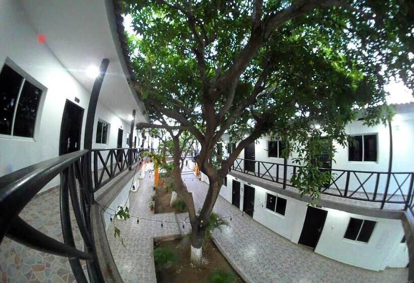 בית מלון כפרי El Emigrante