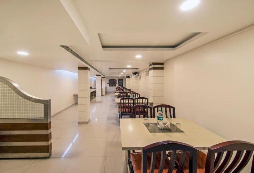 酒店 Treebo Sam Residency