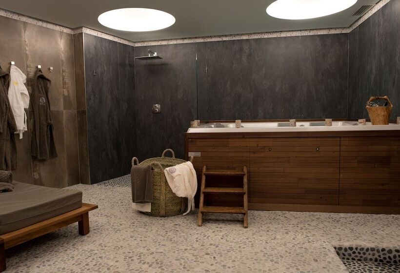 호텔 Fiocco Di Neve Relais & Spa