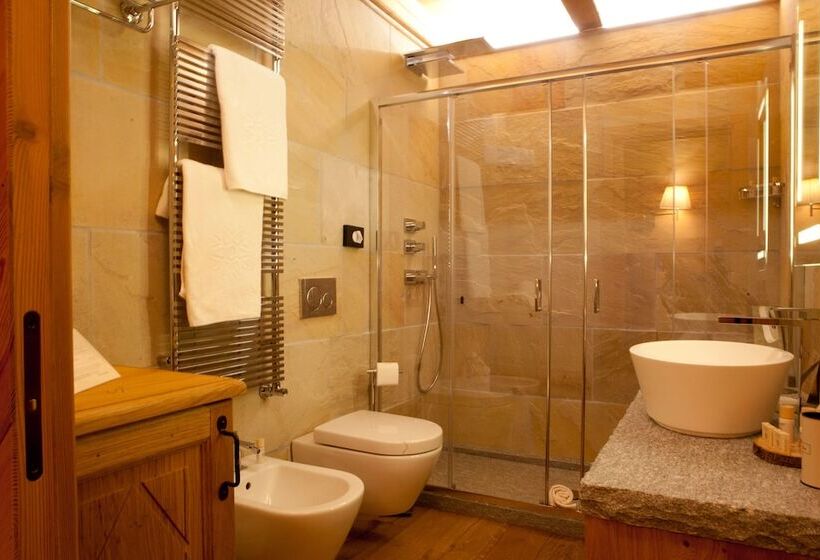 호텔 Fiocco Di Neve Relais & Spa