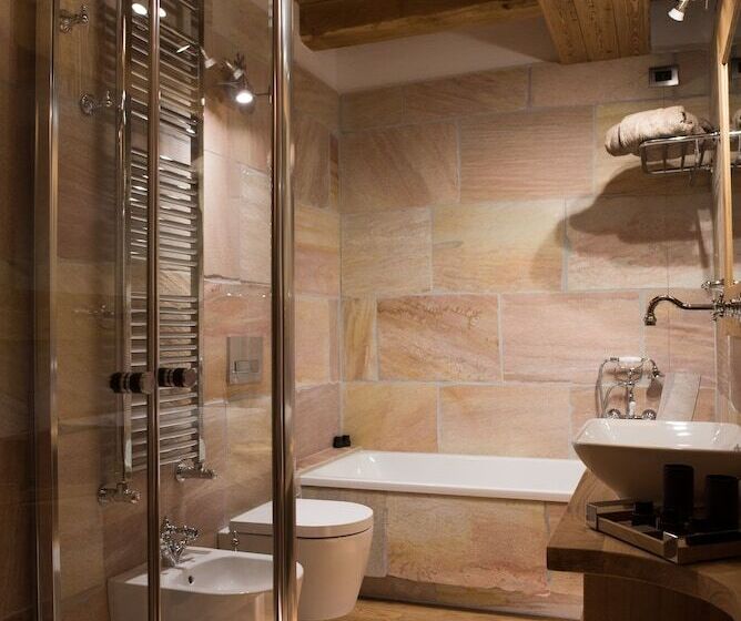 호텔 Fiocco Di Neve Relais & Spa