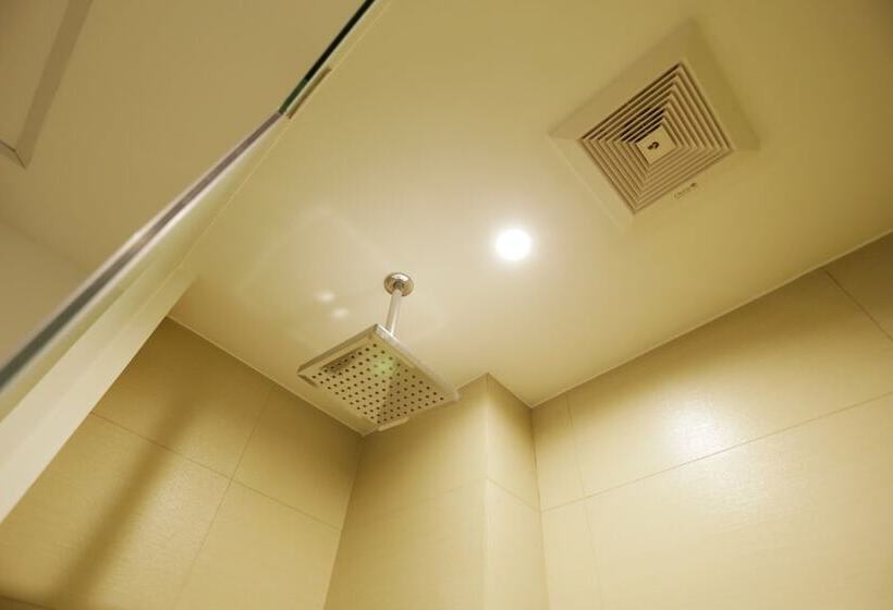 Go Hotels Ermita, Manila